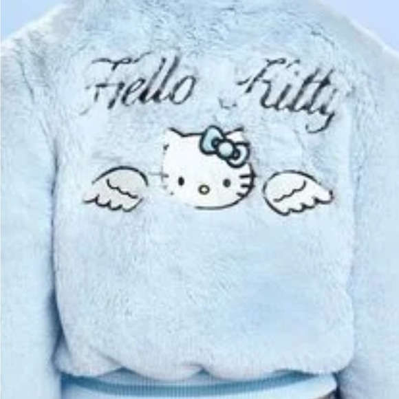 Hello Kitty X Forever 21 Sold out size Faux Fur Angel hooded coat - Picture 5 of 8